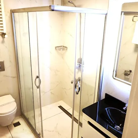 מלון Bakirkoy Tashan Business & Airport